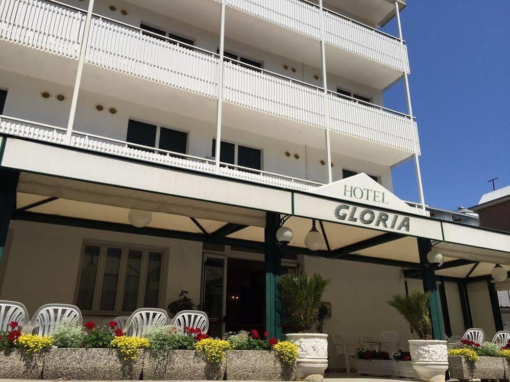 Hotel Gloria لينانو سابيادورو المظهر الخارجي الصورة
